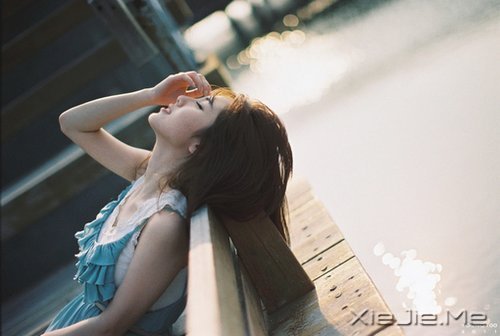 我在试着遗忘，我在试着坚强 (4)